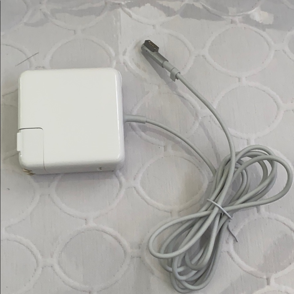 MacBook Pro replacement AC Adapter 60 W